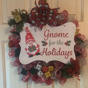 Gnome wreath